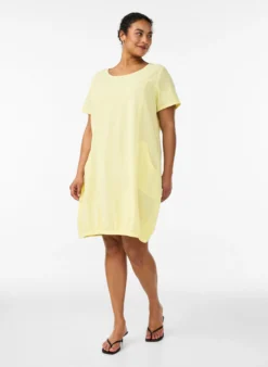 Kurzarm Kleid aus Baumwolle