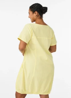Kurzarm Kleid aus Baumwolle