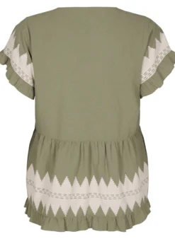 Kurze Bluse mit Rüschen und Grafikmuster