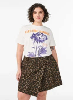 Kurzer Jeansrock mit Leo-Print und A-Linie