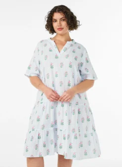 Kurzes A-Linien-Kleid aus Baumwollmusselin