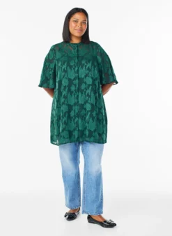 Kurzes A-Linien-Kleid mit Blumenmuster