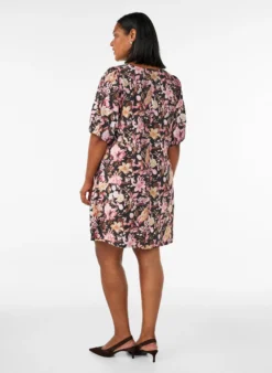 Kurzes A-Linien-Kleid mit V-Ausschnitt