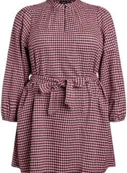 Kurzes kariertes Kleid mit Bindegürtel