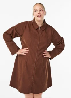 Kurzes Kleid aus Twill mit Reißverschluss