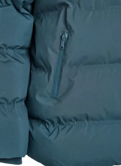 Kurze Steppjacke mit abnehmbarer Kapuze