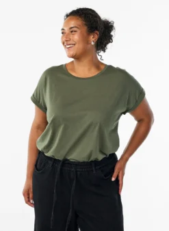 Kurzärmliges T-Shirt aus einer Baumwollmischung