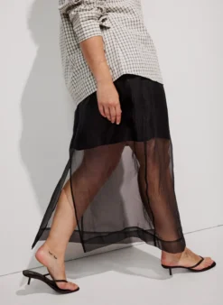 Langer Rock in Organza-Optik