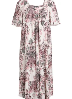 Langes Kleid mit eckigem Ausschnitt und floralen Mustern