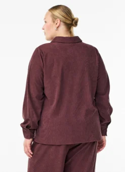 Langärmlige Bluse aus Cord