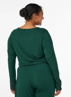 Langärmliges Pyjamaoberteil mit Spitzendetails