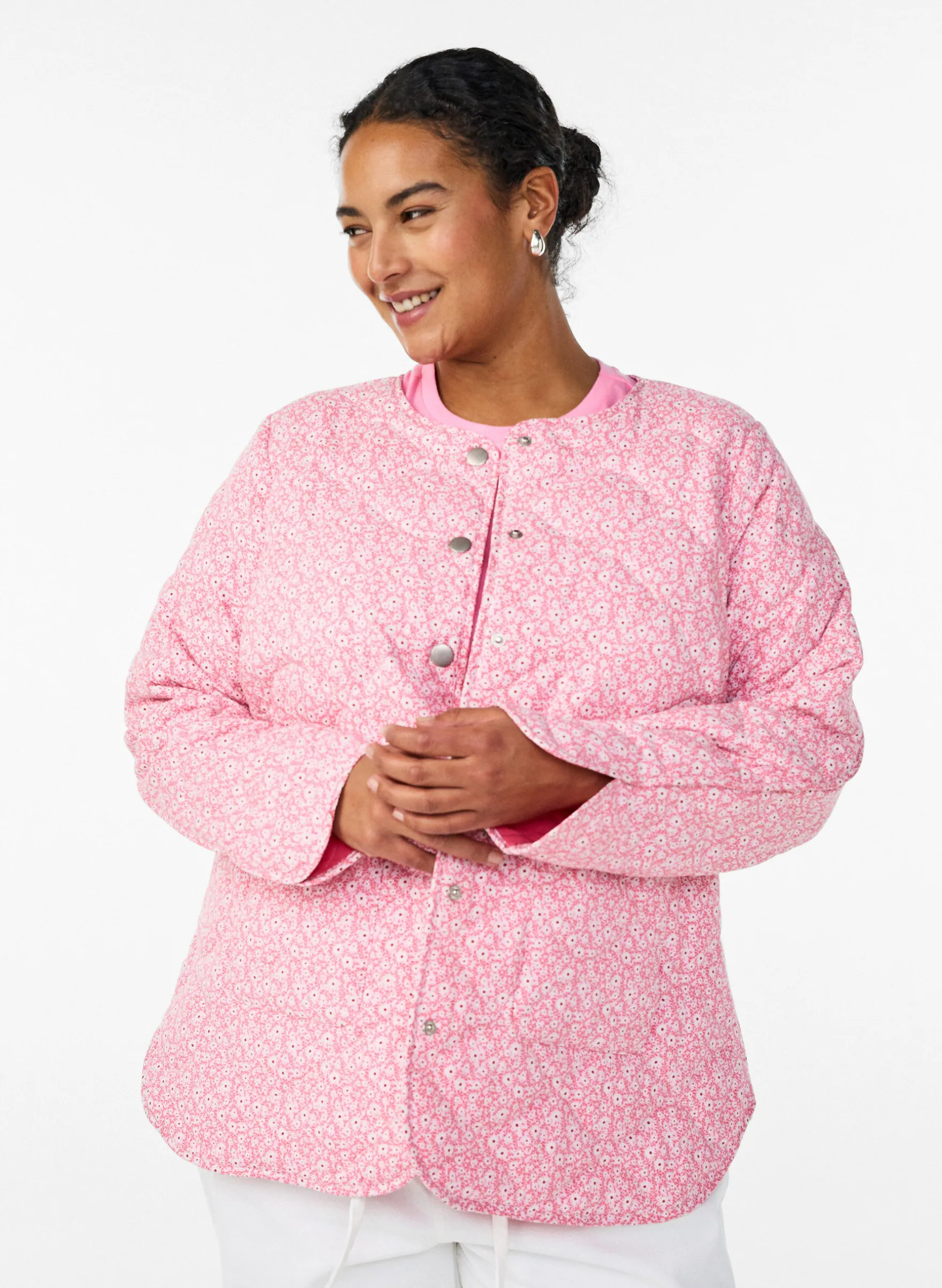 Leichte Steppjacke mit Blumenmuster