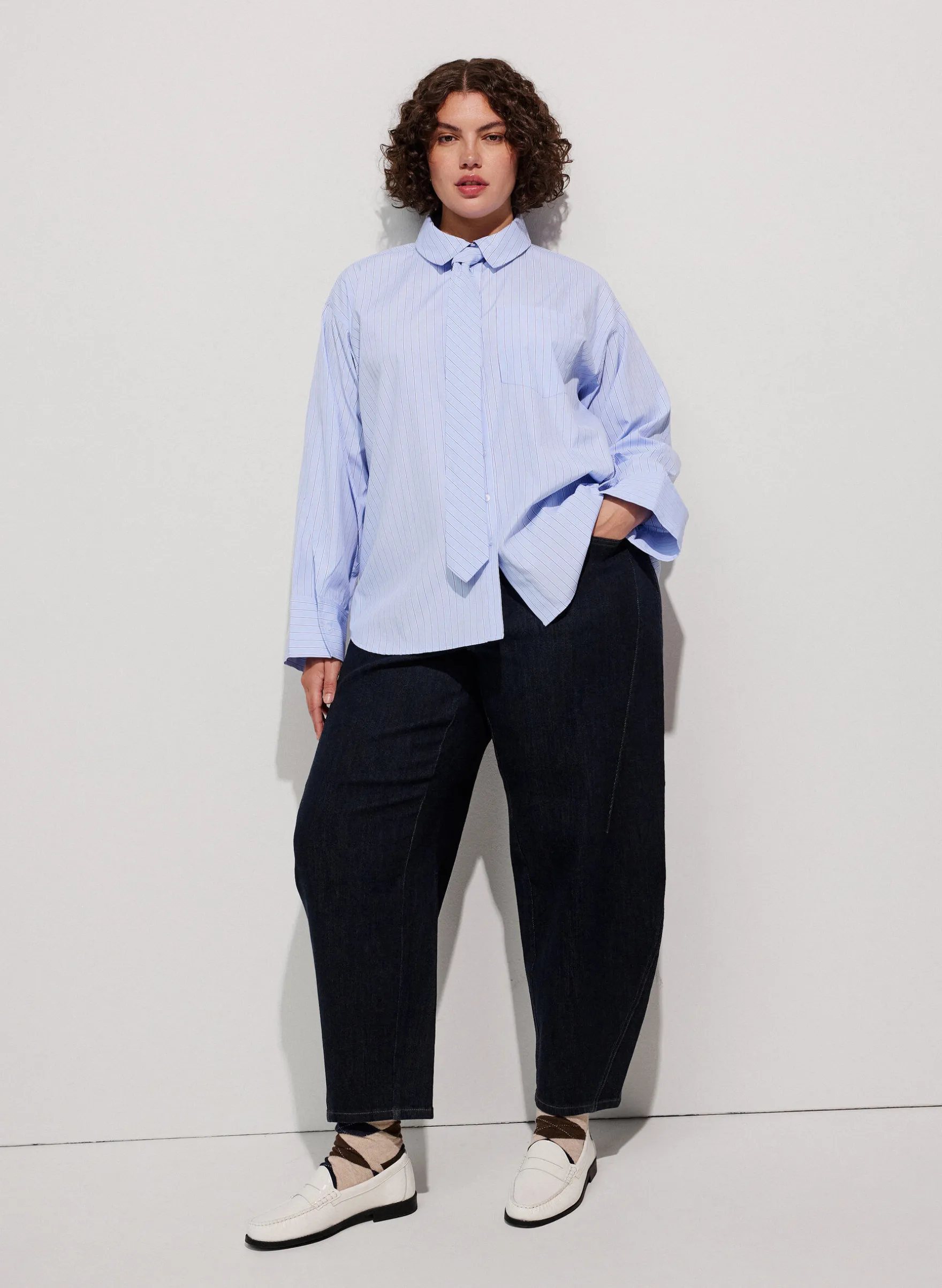 Lockere Bluse mit Bindeband