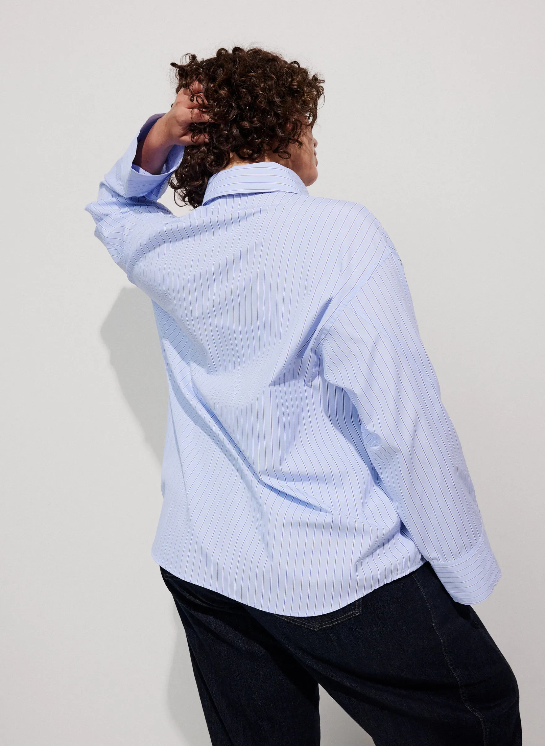 Lockere Bluse mit Bindeband