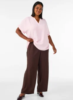 Lockere Bluse mit kurzen Ärmeln