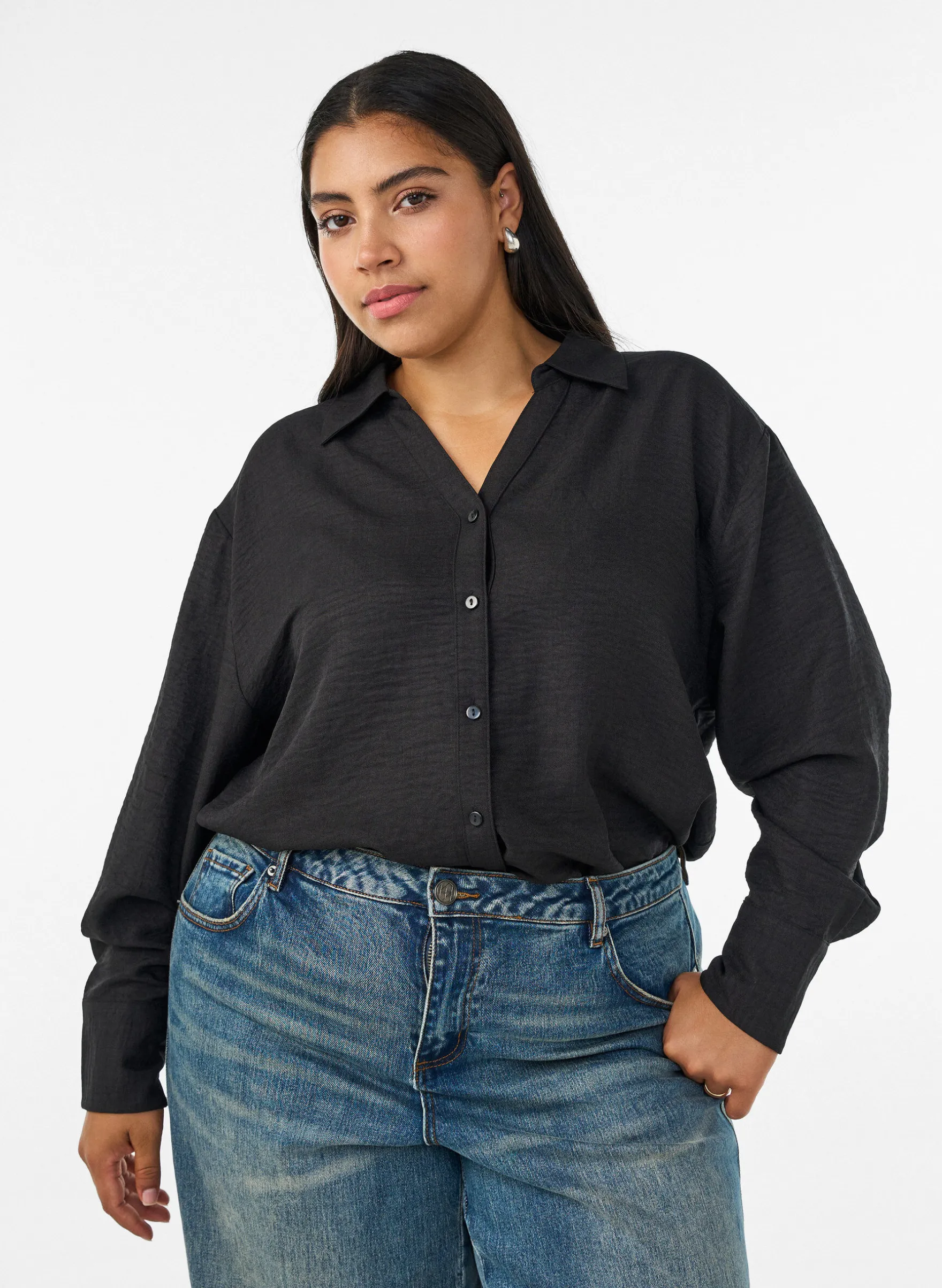 Lockere Bluse mit V-Ausschnitt