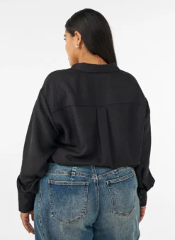 Lockere Bluse mit V-Ausschnitt