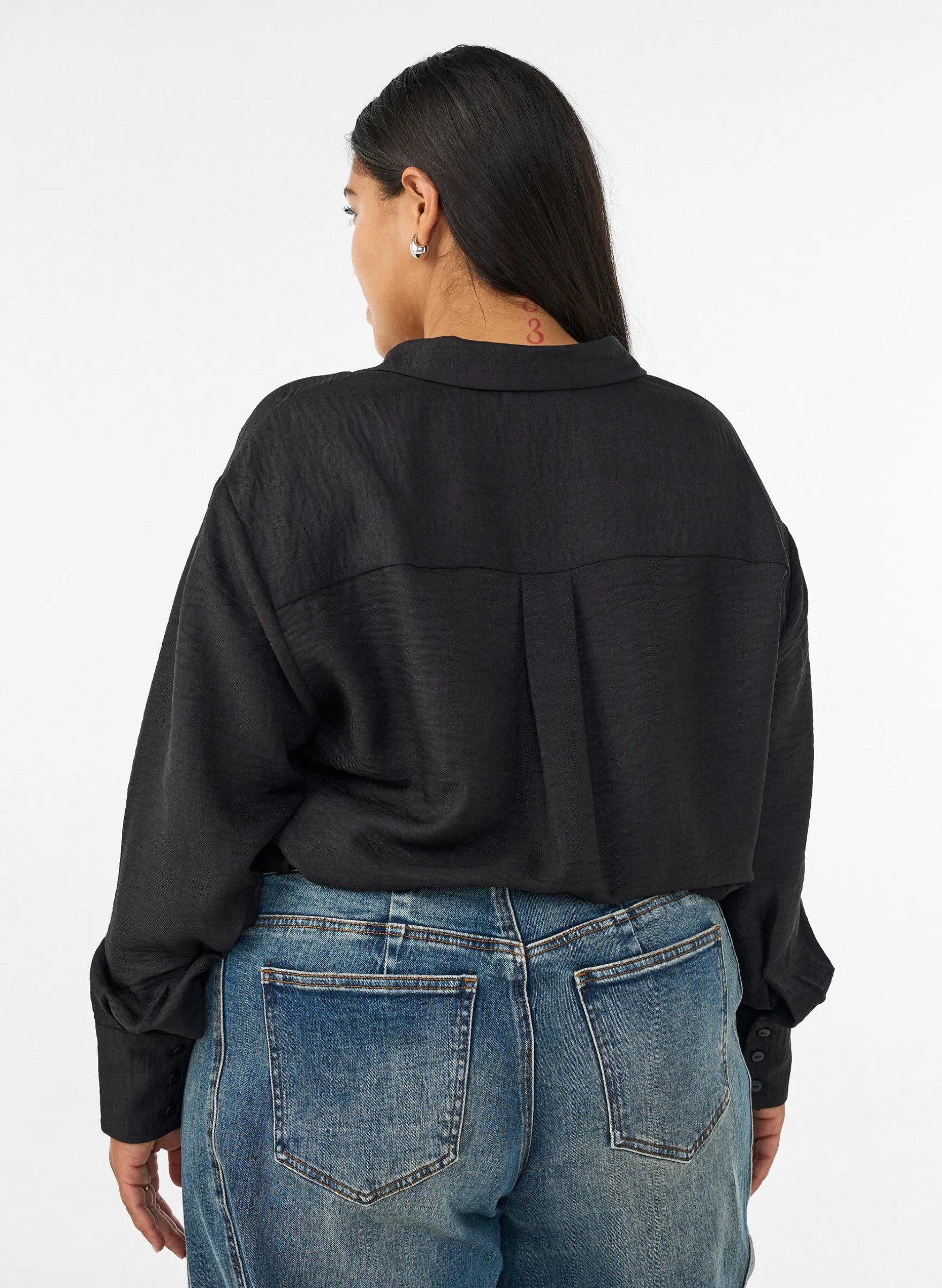 Lockere Bluse mit V-Ausschnitt