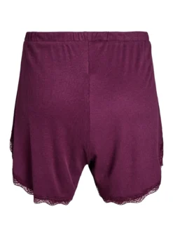 Lockere Nachtshorts aus geripptem Material mit Spitzensaum