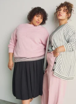 Lockere Strickbluse mit Herzmuster