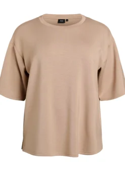 Lockeres T-Shirt mit Halbarm