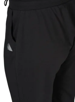 Lockere Trainingshose mit Taschen