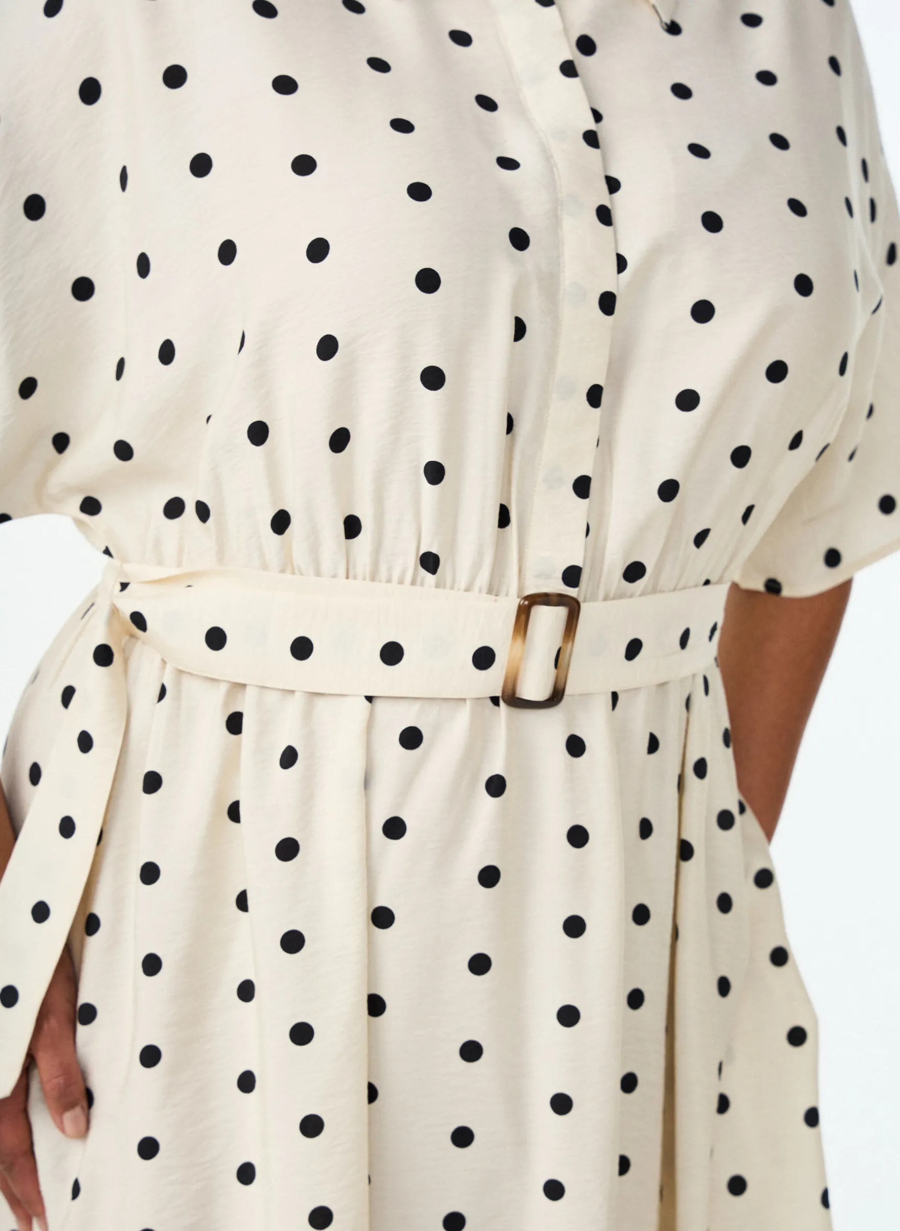 Midi-Hemdblusenkleid aus gepunkteter Viskose
