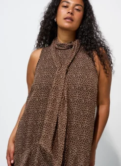 Midikleid aus Chiffon mit Leo-Print und Bindeband in der Taille