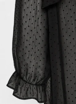 Midikleid aus einem leichten, transparenten Stoff mit Punkten und Rüschen