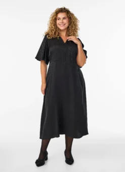 Midikleid aus Jacquard mit Paisleymuster und Flügelärmeln