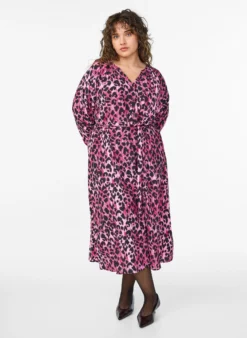 Midikleid mit Knopfleiste und Bindegürtel
