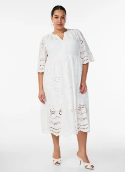 Midikleid mit Lochstickerei und Empire-Linie