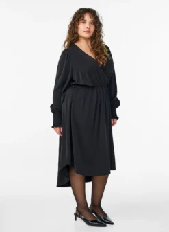 Midikleid mit Wickeloptik und Puffärmeln