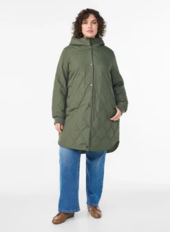 Mittellange Steppjacke mit Kapuze