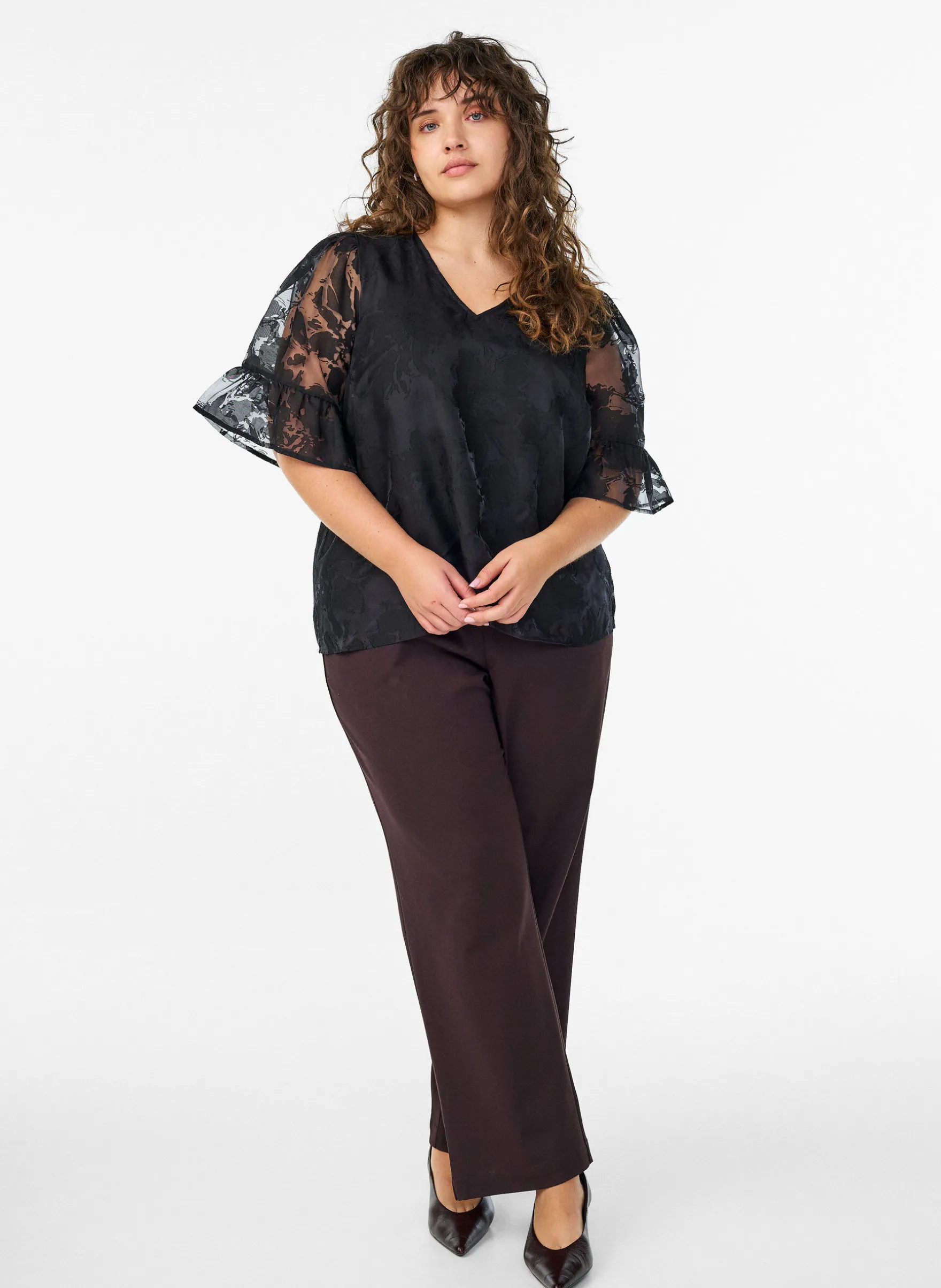 Partybluse in Organza-Optik mit Ton-in-Ton-Muster