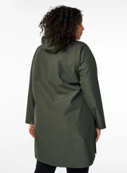 Regenjacke mit Taschen und Kapuze