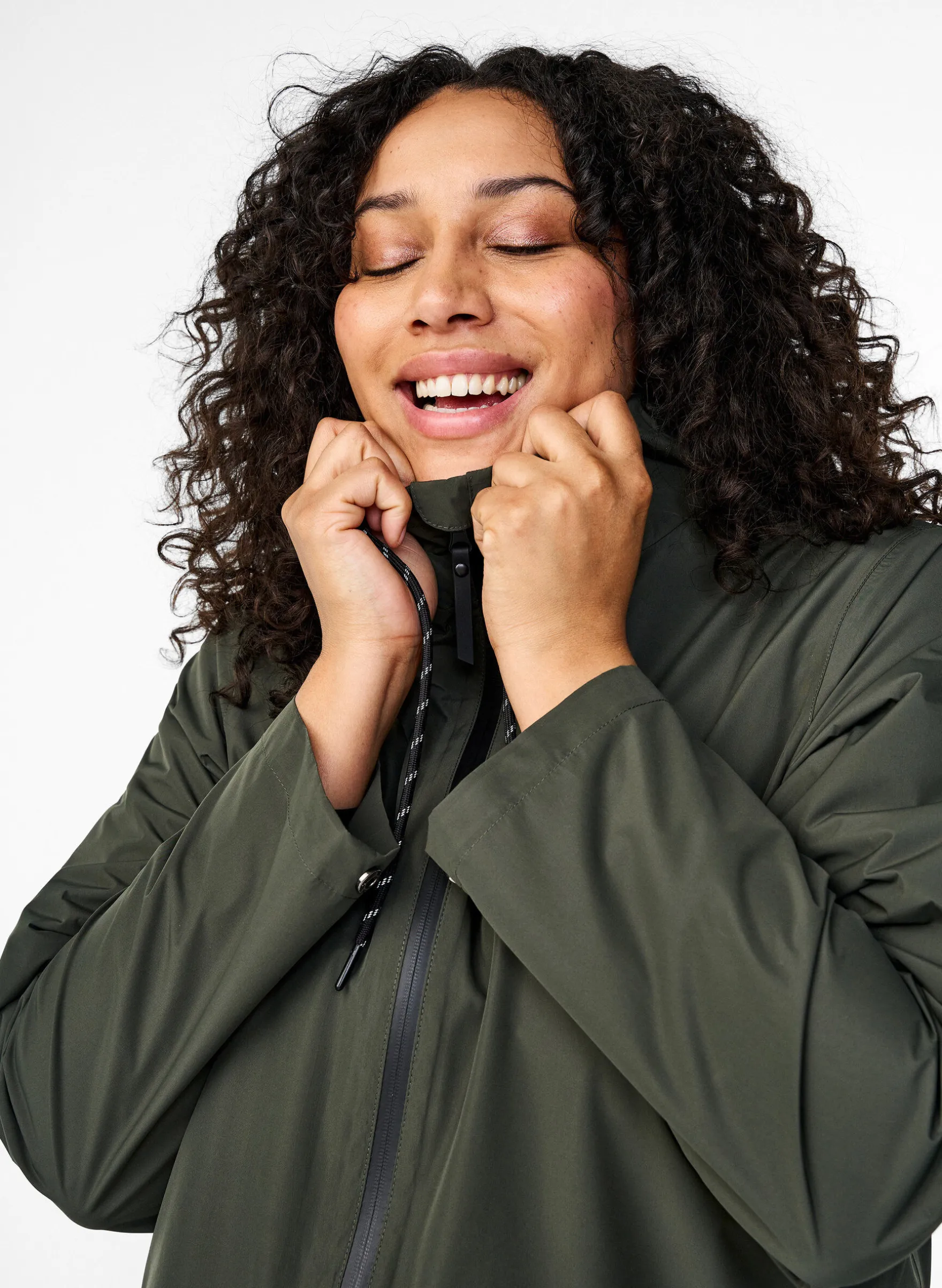Regenjacke mit Taschen und Kapuze