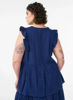 Ärmellose Bluse aus Baumwoll-Musselin mit Rüschen