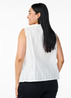 Ärmellose Bluse mit Lochstickerei und Rüschen