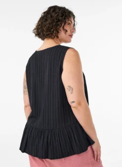 Ärmellose Bluse mit Struktur und Bindeband