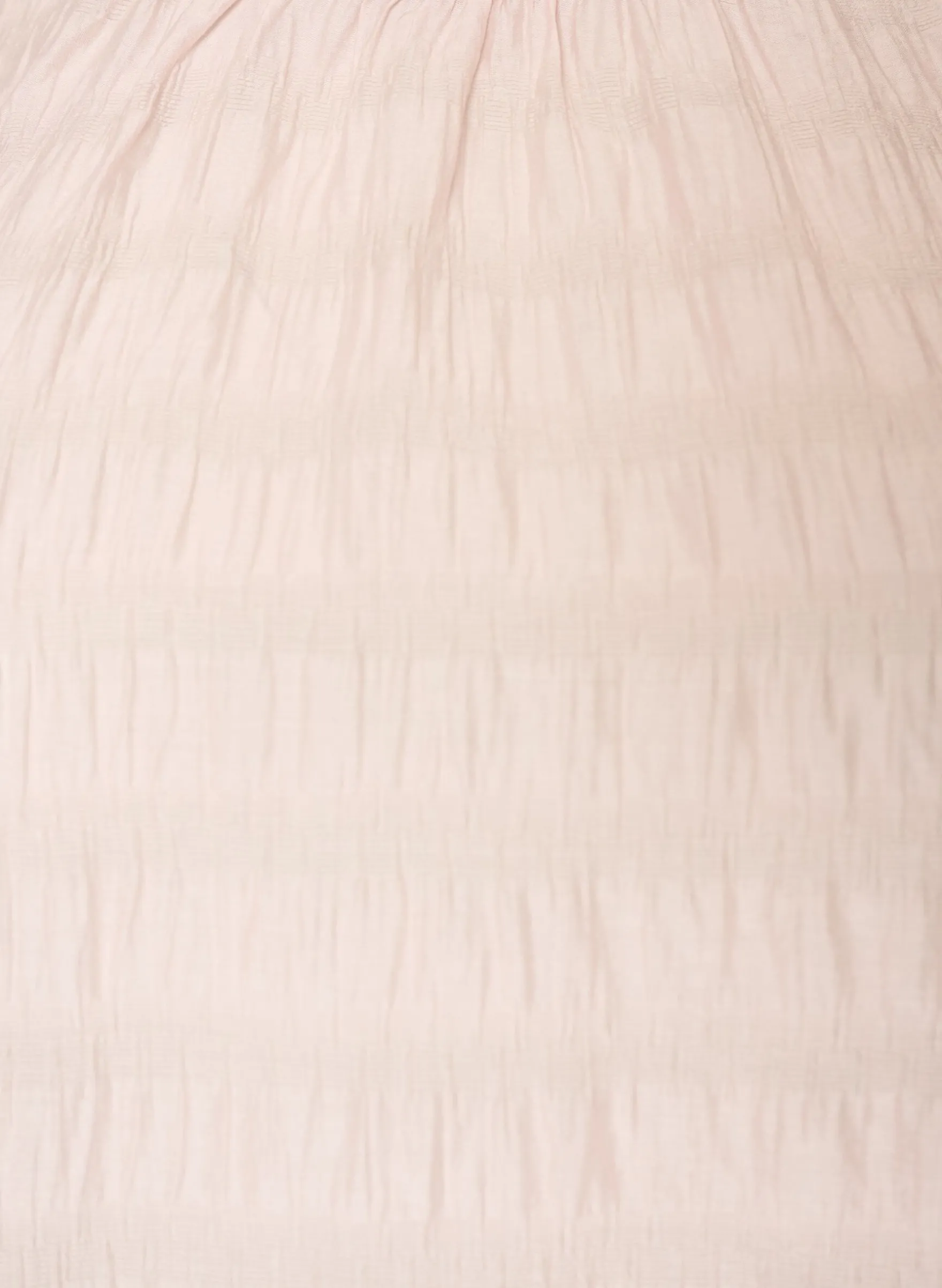 Ärmellose Bluse mit Struktur und Rüschen