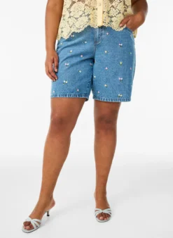 Shorts aus Denim mit bestickten Blumen