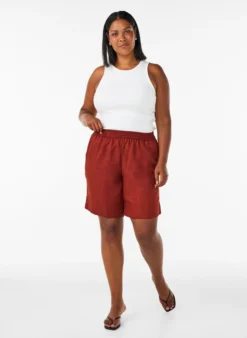 Shorts mit Taschen und hoher Taille