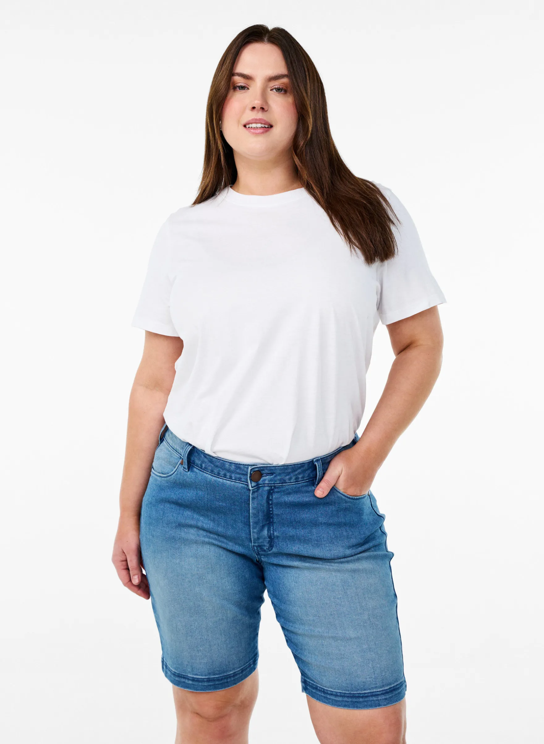 Slim Fit Emily Shorts mit normaler Taille