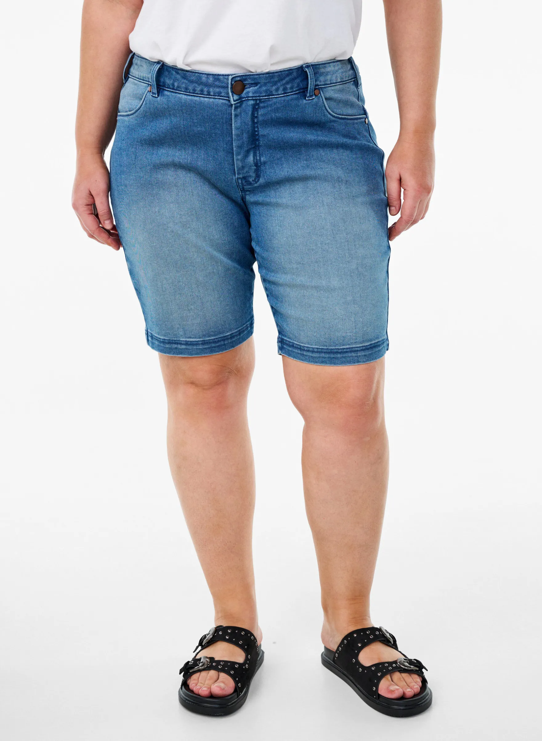 Slim Fit Emily Shorts mit normaler Taille