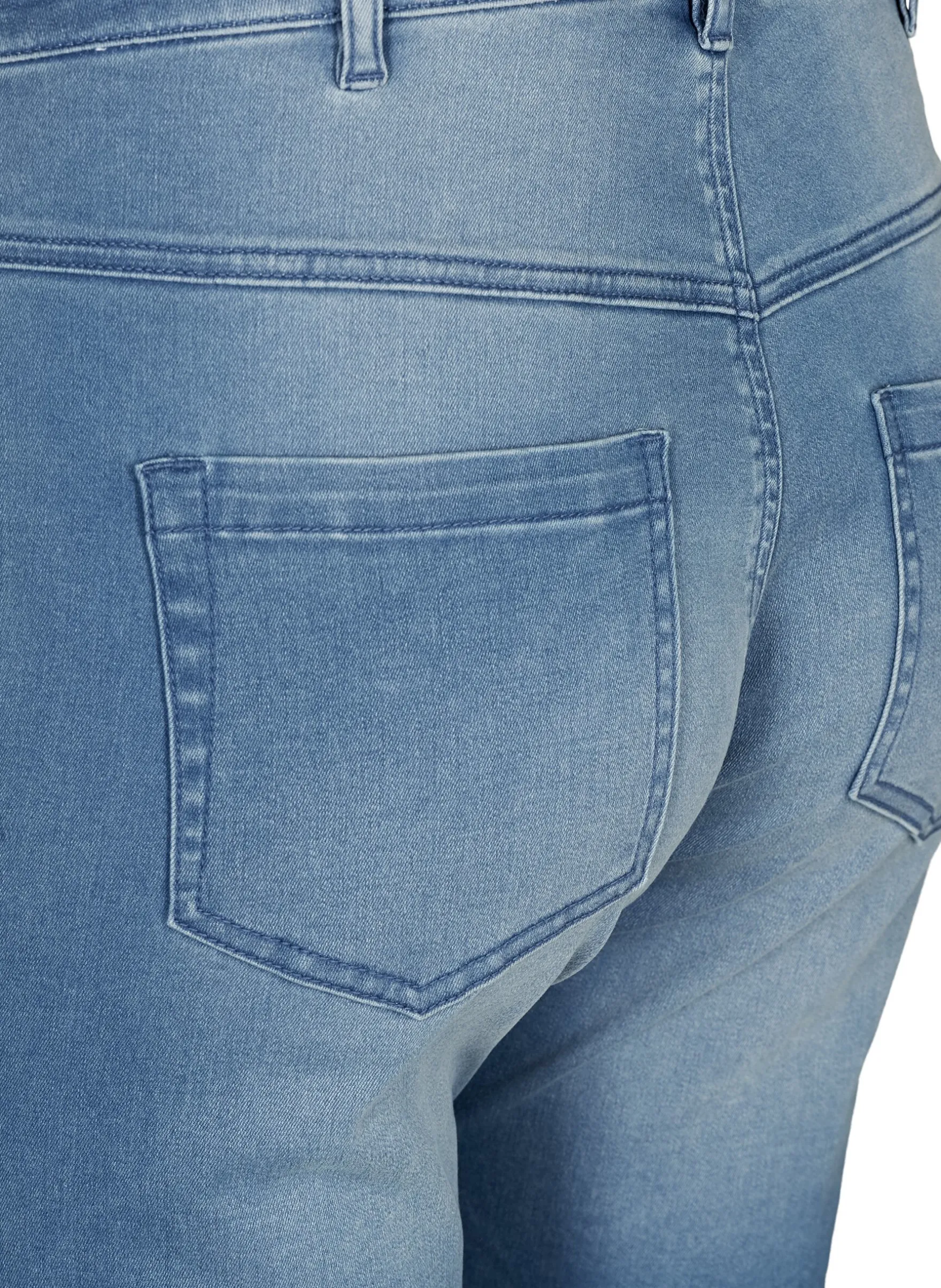 Slim Fit Emily Shorts mit normaler Taille