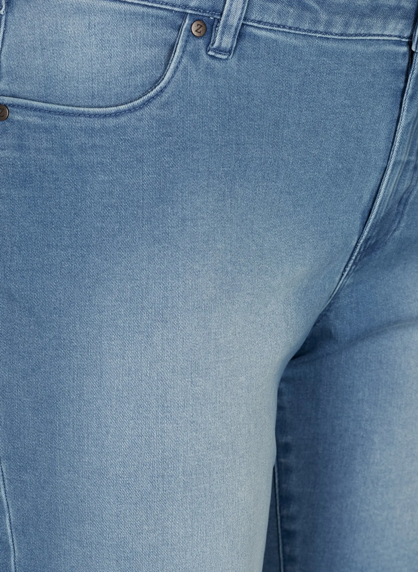 Slim Fit Emily Shorts mit normaler Taille