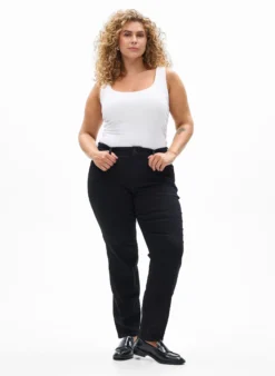 Slim fit Jeans mit normaler Taille