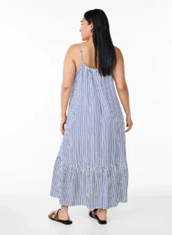 Sommerkleid mit Streifen und A-Linie