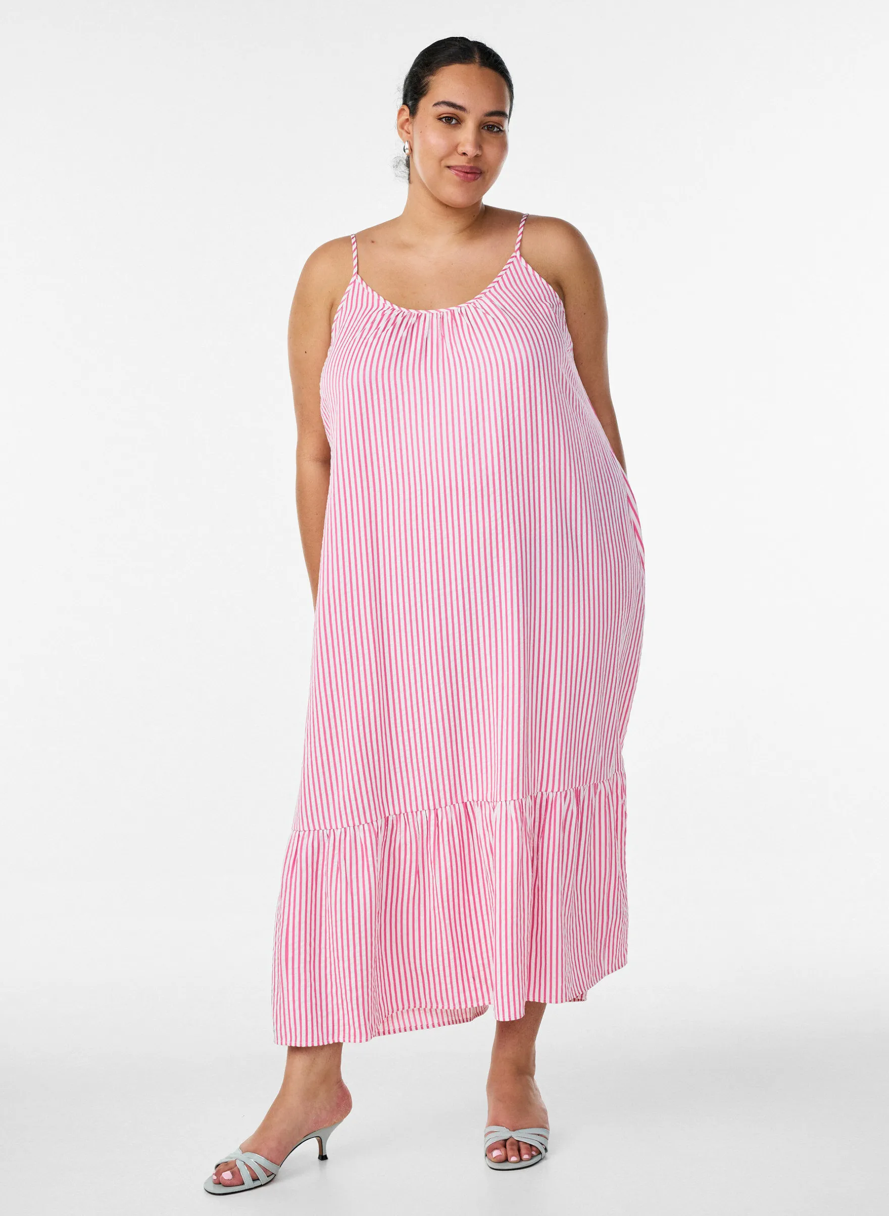 Sommerkleid mit Streifen und A-Linie